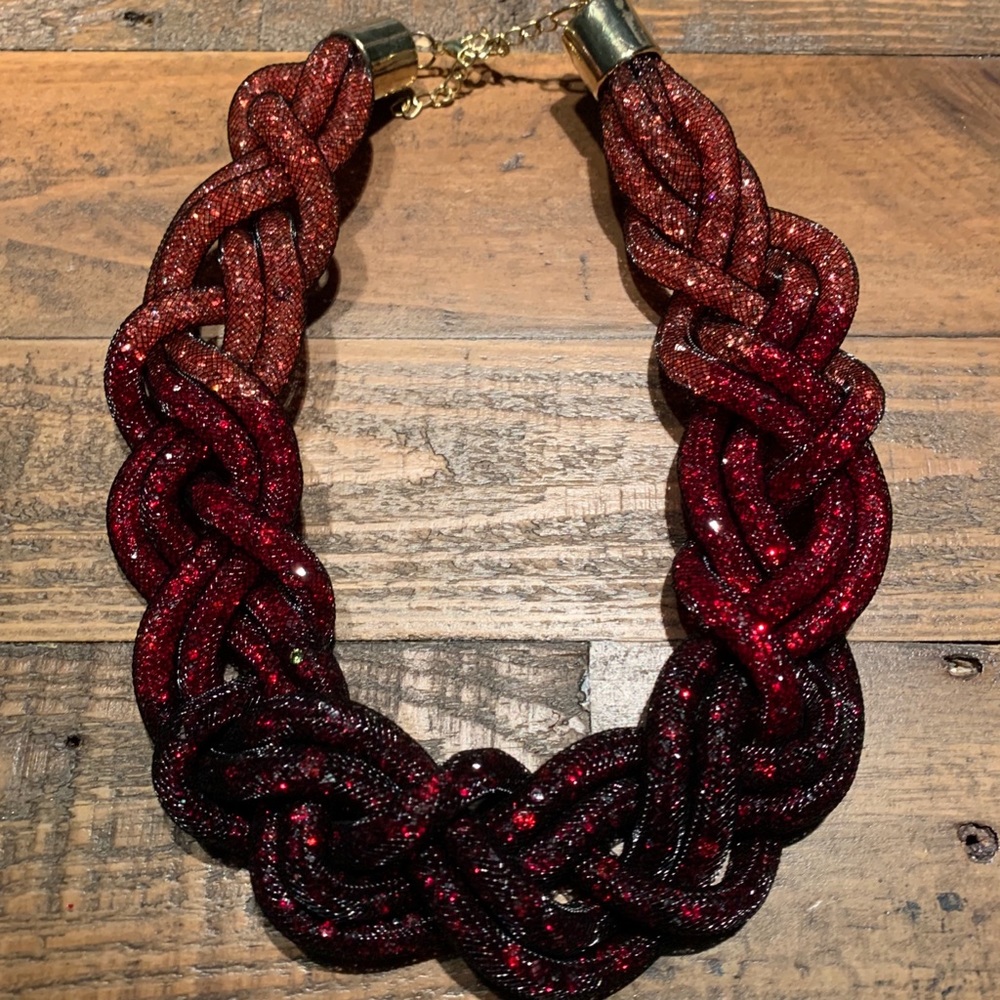 NWOT Women’s Crystal & Mesh Braided Necklace Set